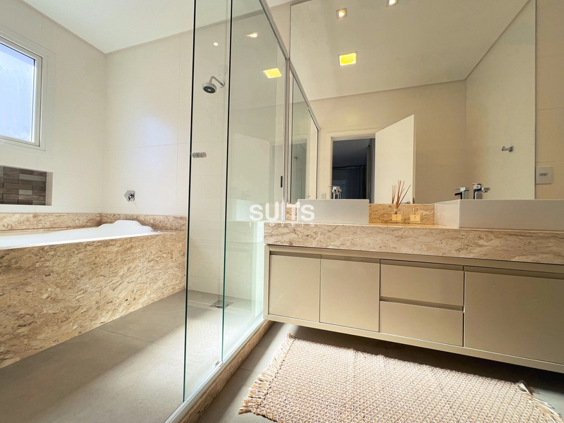 Excelente sobrado beira lago no condomínio Enseada: 34ª foto da galeria de imagens do imóvel