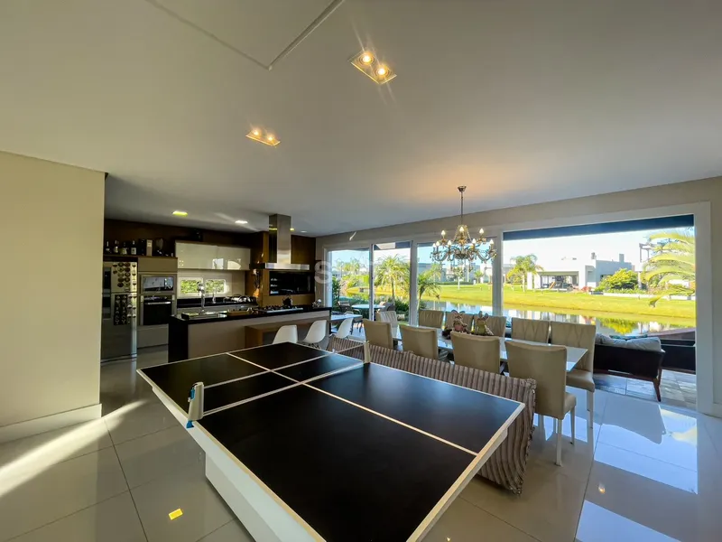 Excelente sobrado beira lago à venda no condomínio Sea Coast: 12ª foto da galeria de imagens do imóvel