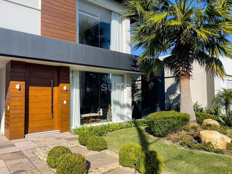 Excelente sobrado beira lago à venda no condomínio Sea Coast: 4ª foto da galeria de imagens do imóvel