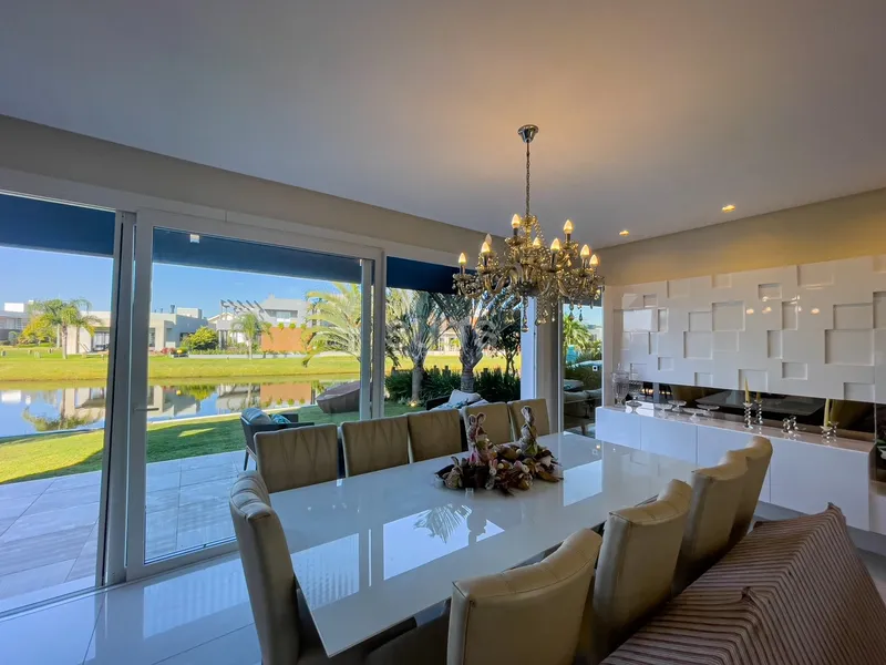 Excelente sobrado beira lago à venda no condomínio Sea Coast: 14ª foto da galeria de imagens do imóvel