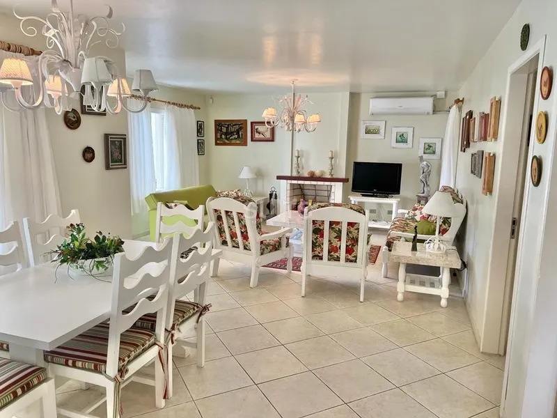 Incrível casa próxima do mar no centro da Praia de Xangri-Lá: 5ª foto da galeria de imagens do imóvel