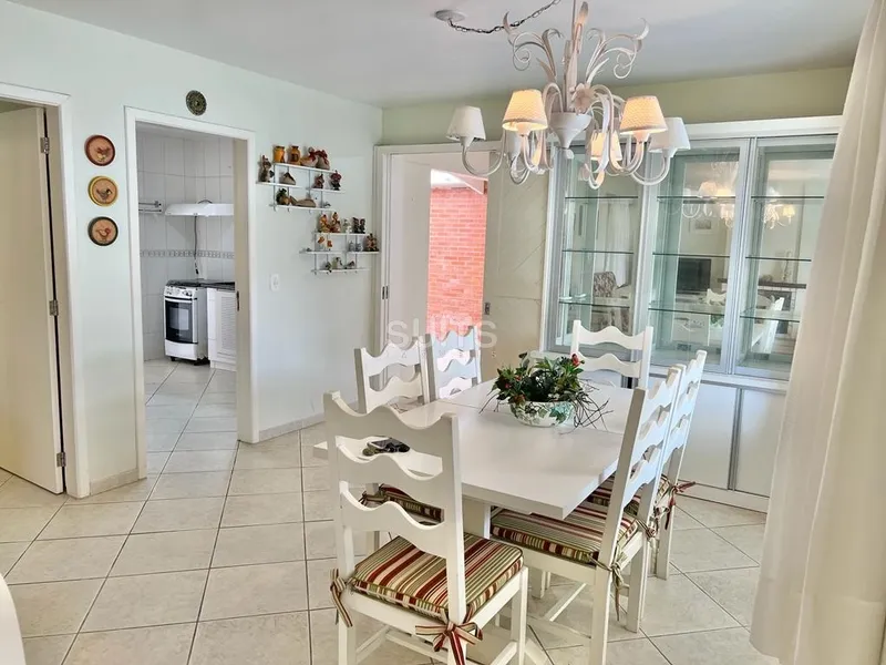 Incrível casa próxima do mar no centro da Praia de Xangri-Lá: 6ª foto da galeria de imagens do imóvel