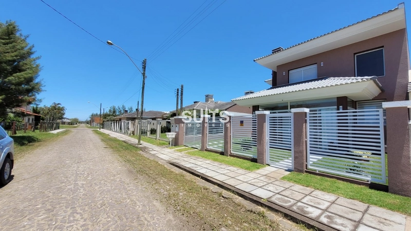 Excelente sobrado para quem procura espaço na praia de Noiva do Mar: 3ª foto da galeria de imagens do imóvel