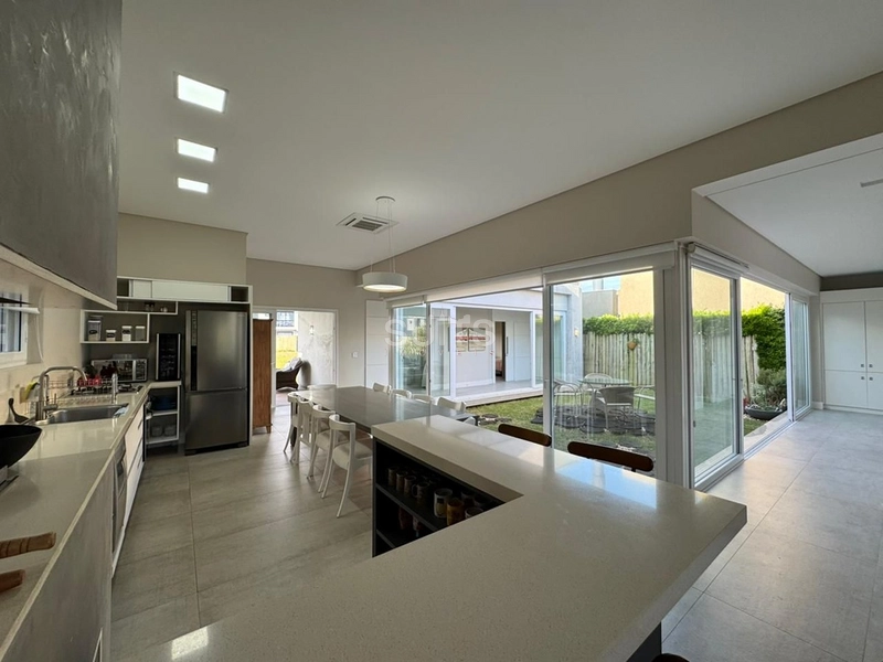 excelente casa á venda no condômino Ventura Club : 7ª foto da galeria de imagens do imóvel