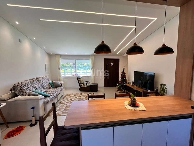 Excelente casa à venda em Atlântida : 4ª foto da galeria de imagens do imóvel