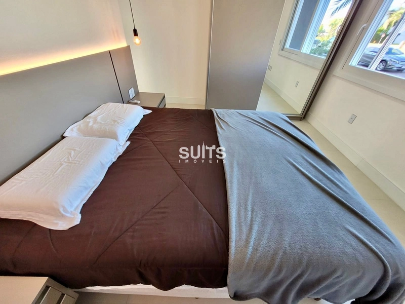 Excelente sobrado beira lago no Condomínio Enseada: 13ª foto da galeria de imagens do imóvel