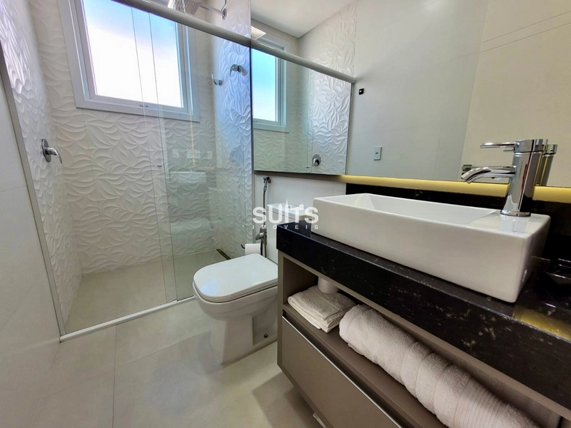 Excelente sobrado beira lago no Condomínio Enseada: 21ª foto da galeria de imagens do imóvel