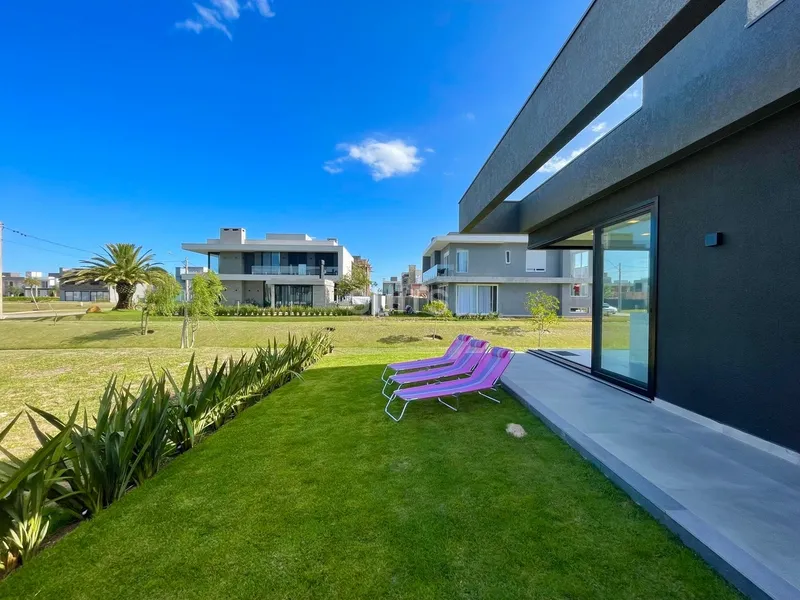 Excelente casa térrea de esquina, no condomínio Blue em Xangri-Lá: 26ª foto da galeria de imagens do imóvel