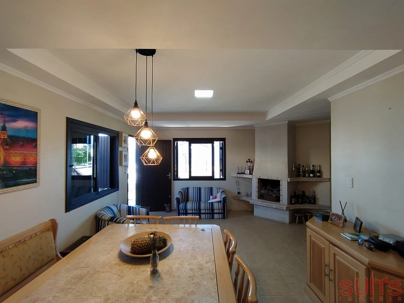 Excelente Sobrado à venda na praia de Atlântida Sul em Osório: 8ª foto da galeria de imagens do imóvel