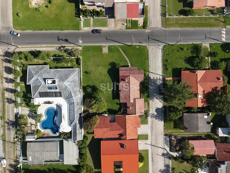 Excelente casa à venda com 02 terrenos no Centro : 6ª foto da galeria de imagens do imóvel