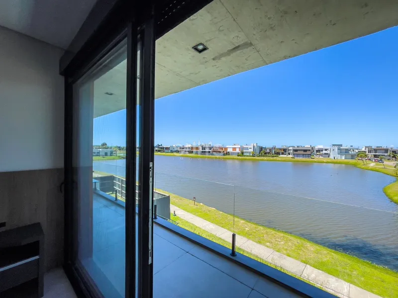 Sobrado com excelente vista para o lago no condomínio Blue: 31ª foto da galeria de imagens do imóvel