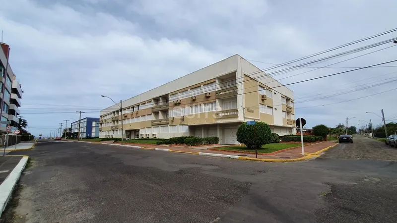 Ótimo apartamento no centro de Atlântida: 1ª foto da galeria de imagens do imóvel