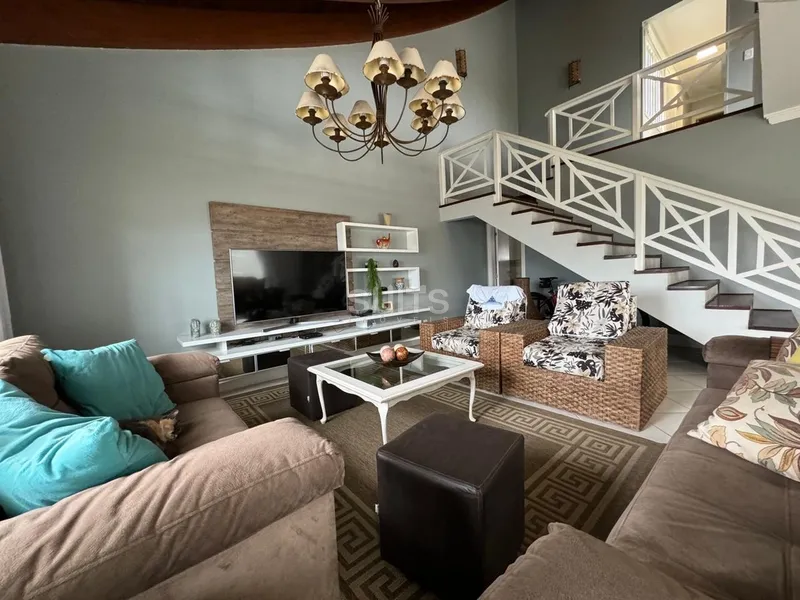 Excelente sobrado próximo do mar na praia de Rainha do Mar: 4ª foto da galeria de imagens do imóvel