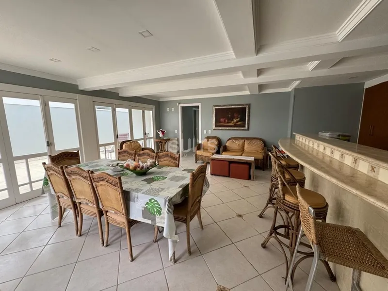 Excelente sobrado próximo do mar na praia de Rainha do Mar: 8ª foto da galeria de imagens do imóvel