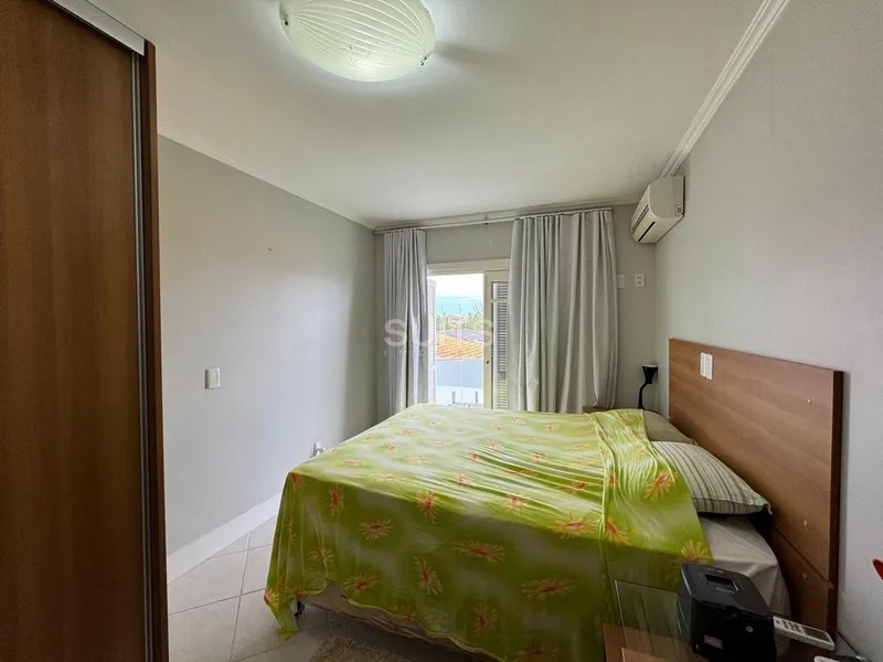 Excelente sobrado próximo do mar na praia de Rainha do Mar: 27ª foto da galeria de imagens do imóvel