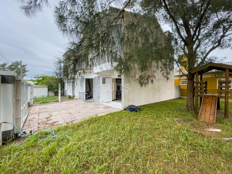 Ótimo sobrado com terreno de esquina à venda na praia de Remanso: 4ª foto da galeria de imagens do imóvel