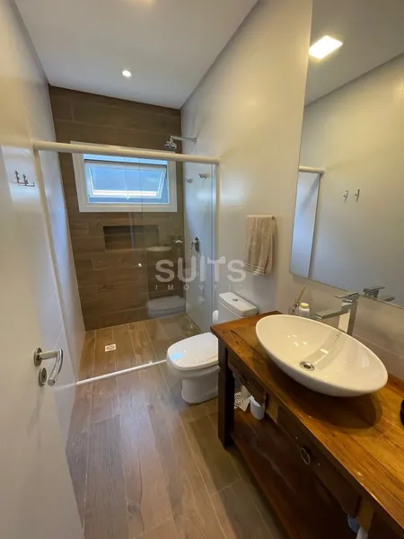 Incrível sobrado beira lago no condomínio Enseada: 19ª foto da galeria de imagens do imóvel