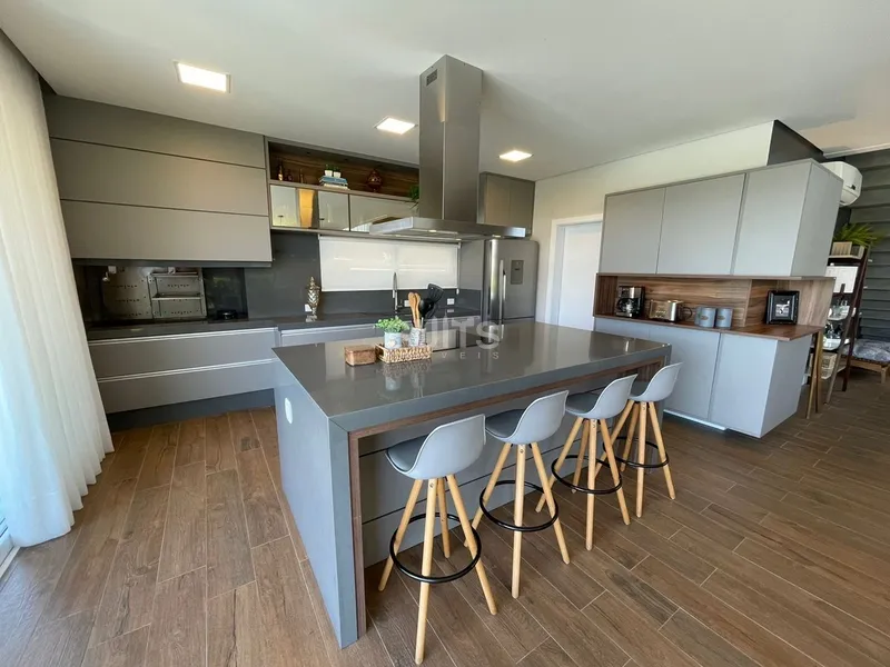 Incrível sobrado beira lago no condomínio Enseada: 10ª foto da galeria de imagens do imóvel