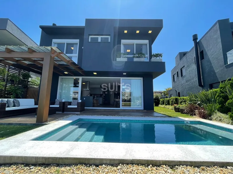 Incrível sobrado beira lago no condomínio Enseada: 15ª foto da galeria de imagens do imóvel