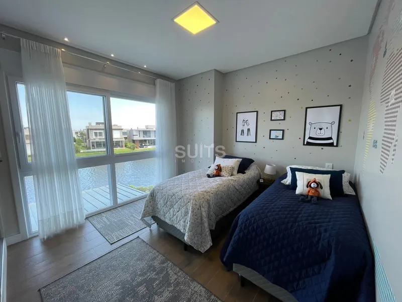 Incrível sobrado beira lago no condomínio Enseada: 20ª foto da galeria de imagens do imóvel