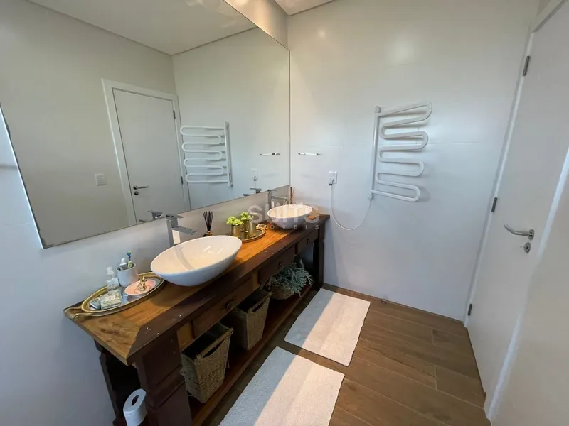 Incrível sobrado beira lago no condomínio Enseada: 23ª foto da galeria de imagens do imóvel