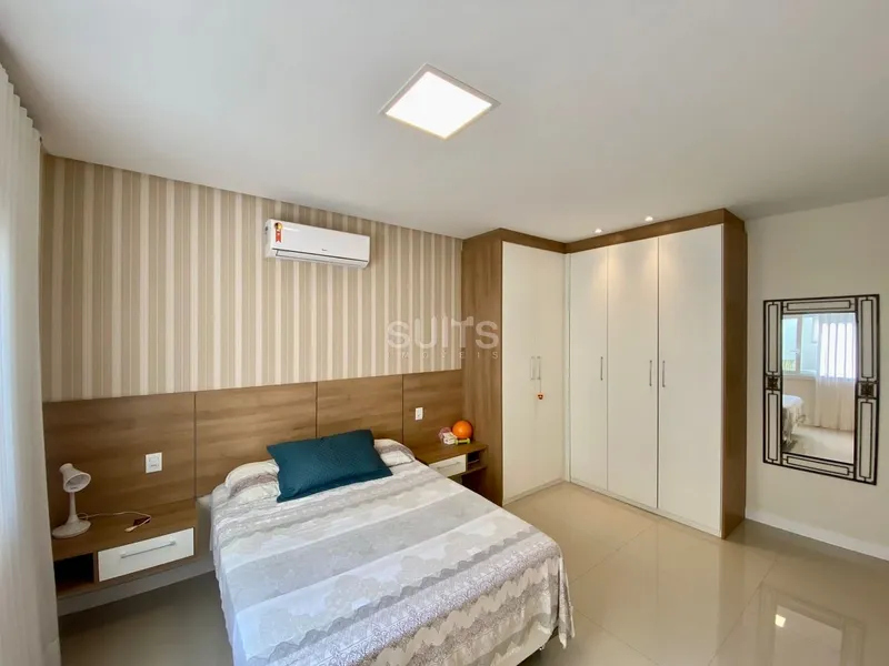 Casa beira lago do lago no cond. Malibu: 42ª foto da galeria de imagens do imóvel