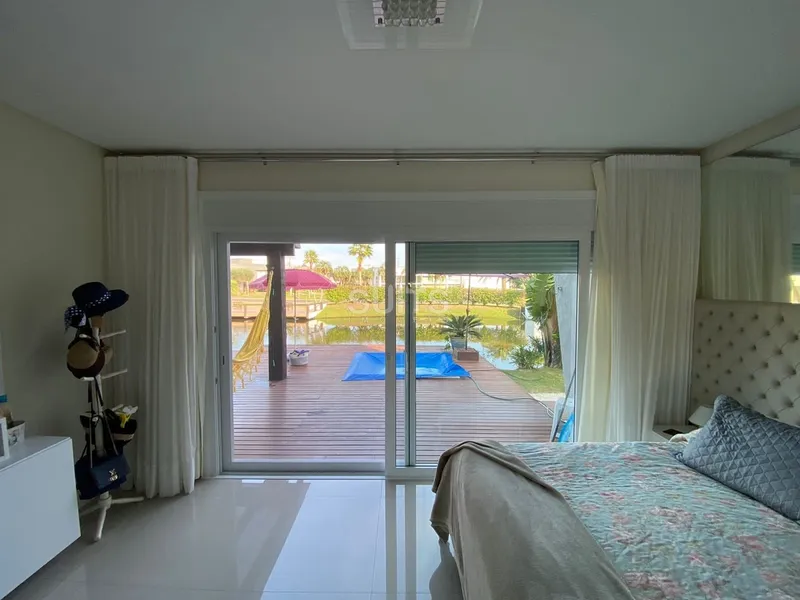 Casa beira lago do lago no cond. Malibu: 34ª foto da galeria de imagens do imóvel