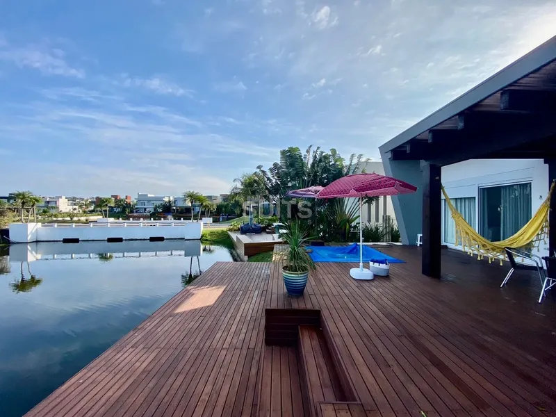 Casa beira lago do lago no cond. Malibu: 30ª foto da galeria de imagens do imóvel