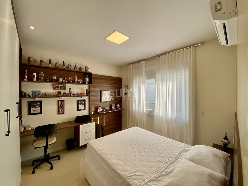 Casa beira lago do lago no cond. Malibu: 36ª foto da galeria de imagens do imóvel