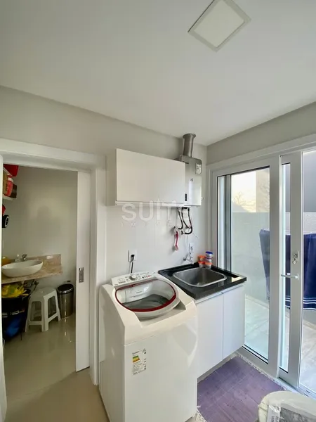 Casa beira lago do lago no cond. Malibu: 20ª foto da galeria de imagens do imóvel