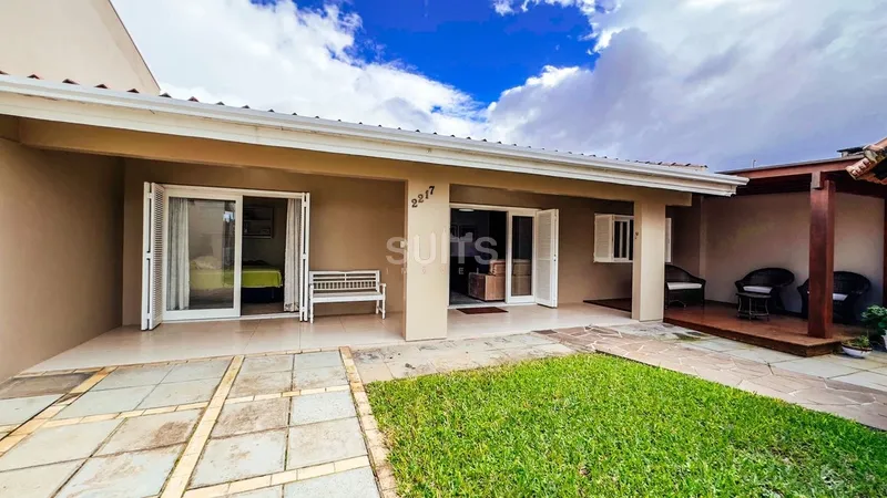 Casa térrea no centro de Xangri-lá, a poucas quadras do mar!: 5ª foto da galeria de imagens do imóvel