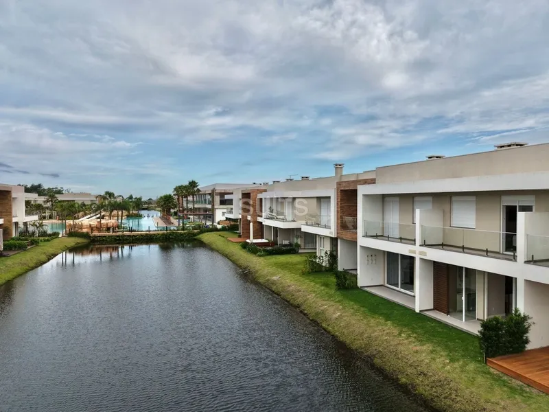 Excelente sobrado à venda no condomínio Murano em Capão da Canoa: 4ª foto da galeria de imagens do imóvel