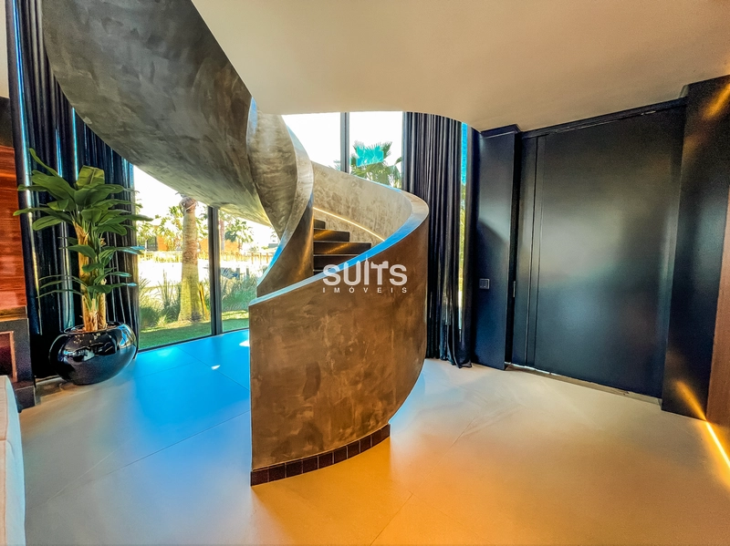 Belíssima mansão beira lago no condomínio Sense: 39ª foto da galeria de imagens do imóvel