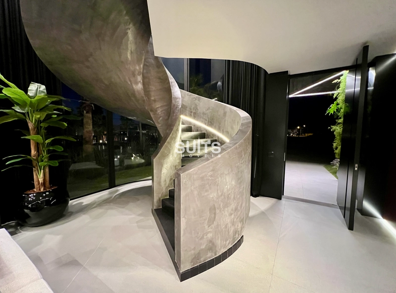 Belíssima mansão beira lago no condomínio Sense: 40ª foto da galeria de imagens do imóvel