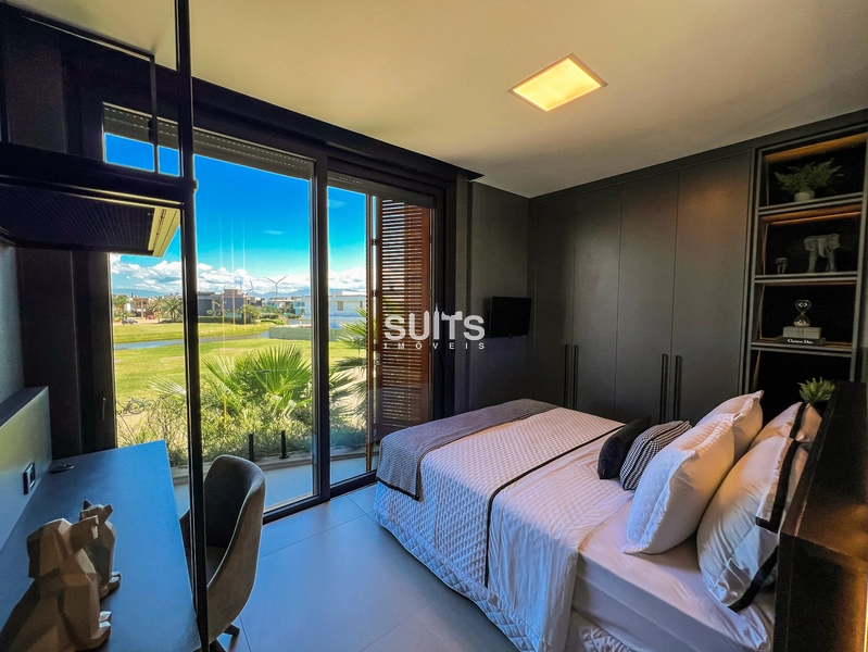 Belíssima mansão beira lago no condomínio Sense: 92ª foto da galeria de imagens do imóvel