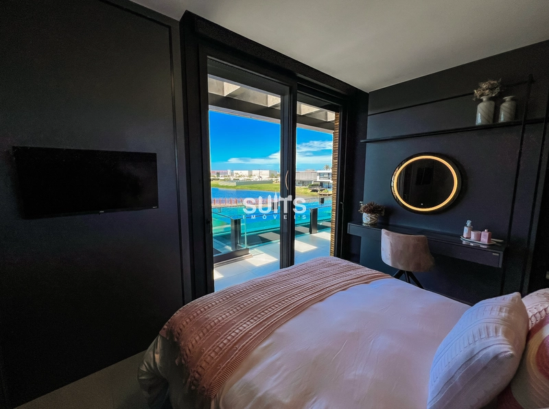 Belíssima mansão beira lago no condomínio Sense: 86ª foto da galeria de imagens do imóvel