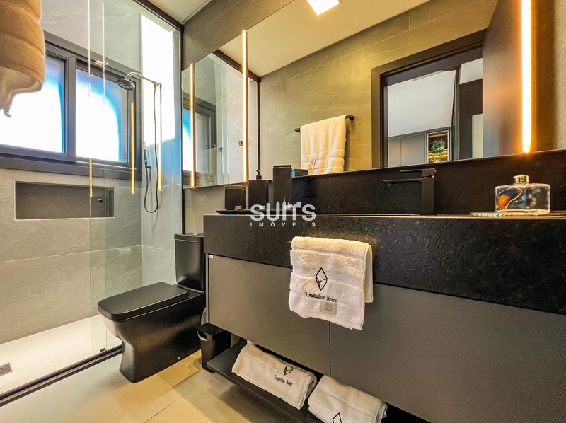 Belíssima mansão beira lago no condomínio Sense: 93ª foto da galeria de imagens do imóvel