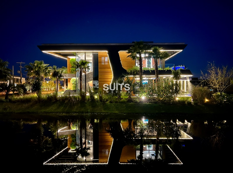 Belíssima mansão beira lago no condomínio Sense: 16ª foto da galeria de imagens do imóvel