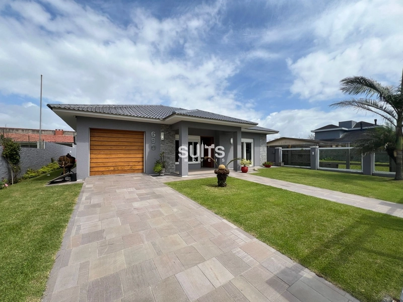 Excelente casa na Praia de Atlântida Xangri-lá: 1ª foto da galeria de imagens do imóvel