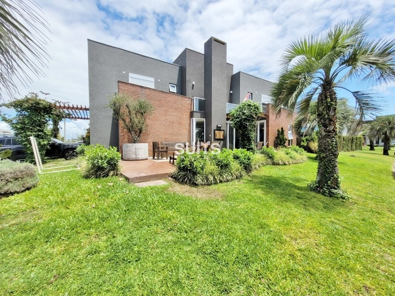 Lindíssimo sobrado à venda no condomínio Acqualina: 5ª foto da galeria de imagens do imóvel