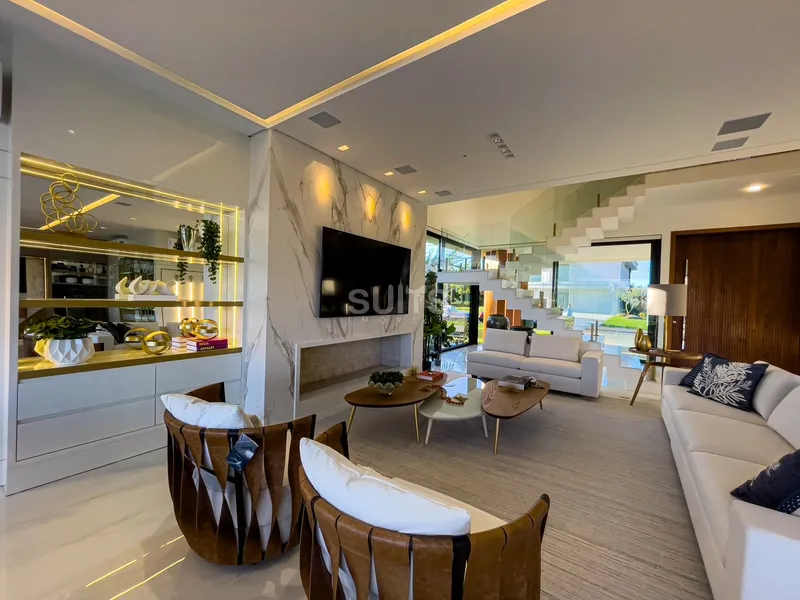 Incrível mansão no condomínio Enseada: 8ª foto da galeria de imagens do imóvel