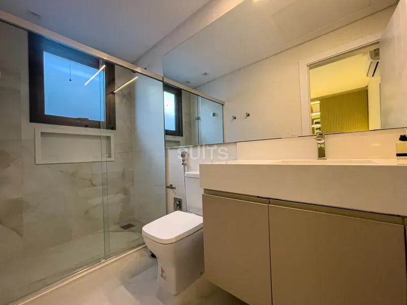 Incrível mansão no condomínio Enseada: 45ª foto da galeria de imagens do imóvel