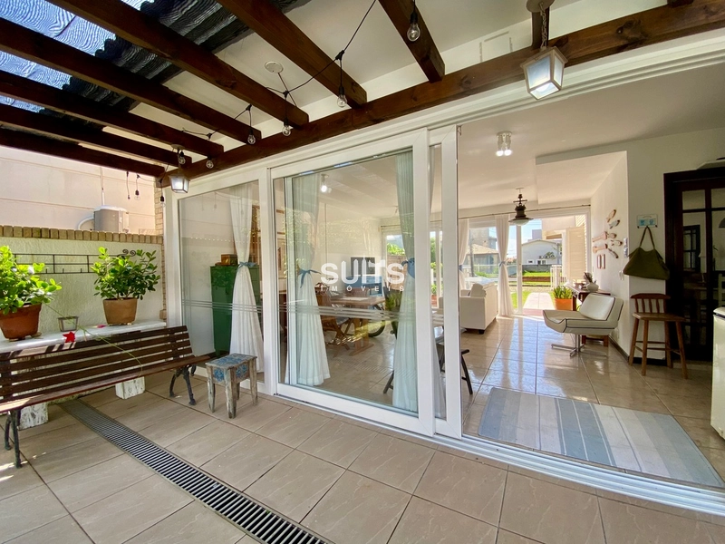 Excelente sobrando à venda na praia de Atlântida: 45ª foto da galeria de imagens do imóvel