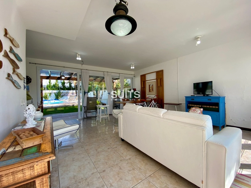 Excelente sobrando à venda na praia de Atlântida: 23ª foto da galeria de imagens do imóvel