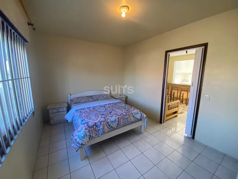 Apartamento terreo à venda a poucas quadras do mar em Rainha do Mar: 8ª foto da galeria de imagens do imóvel