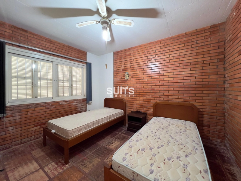 Excelente casa em 2 terrenos à venda no Centro de Xangri-lá: 7ª foto da galeria de imagens do imóvel