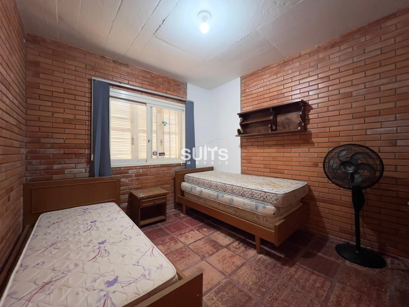 Excelente casa em 2 terrenos à venda no Centro de Xangri-lá: 9ª foto da galeria de imagens do imóvel