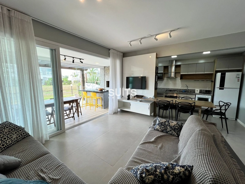 Apartamento giardino no condomínio Rossi em Atlântida: 2ª foto da galeria de imagens do imóvel