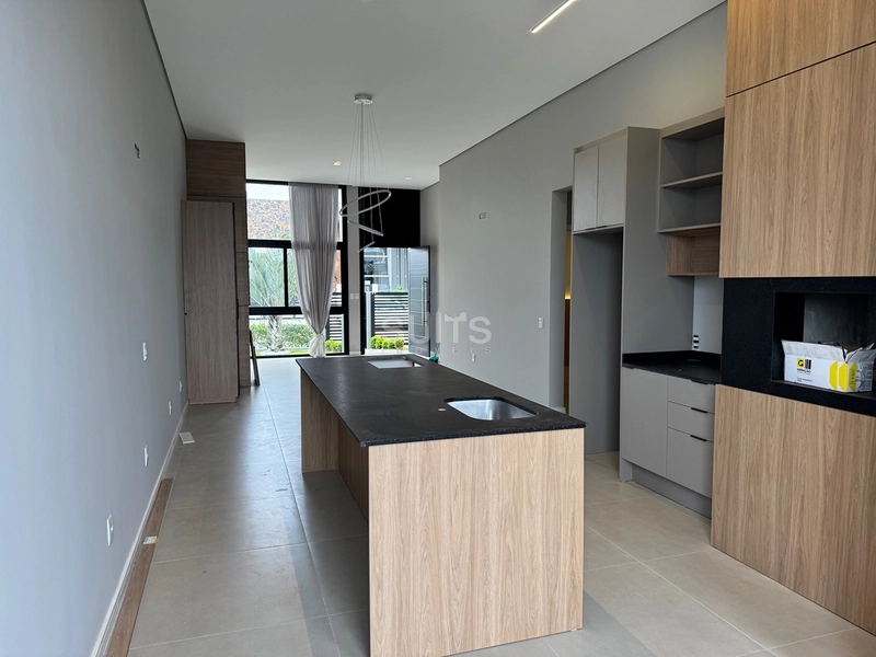 Casa nova em charmoso bairro.: 11ª foto da galeria de imagens do imóvel
