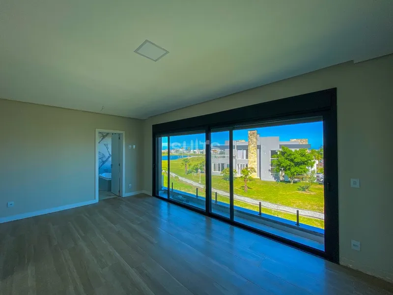 Excelente sobrado de esquina no condomínio Riviera: 6ª foto da galeria de imagens do imóvel